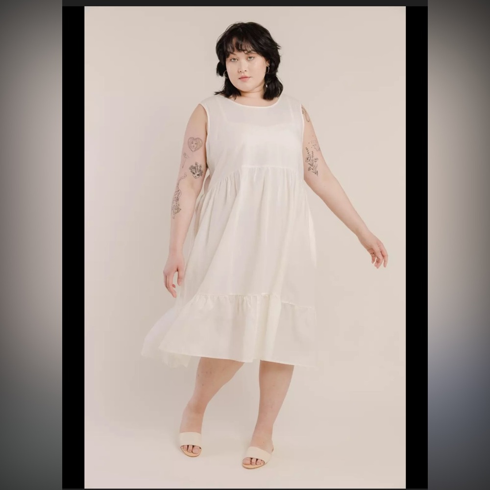 Tradlands Birdie Sleeveless Tiered Midi Dress in Birch